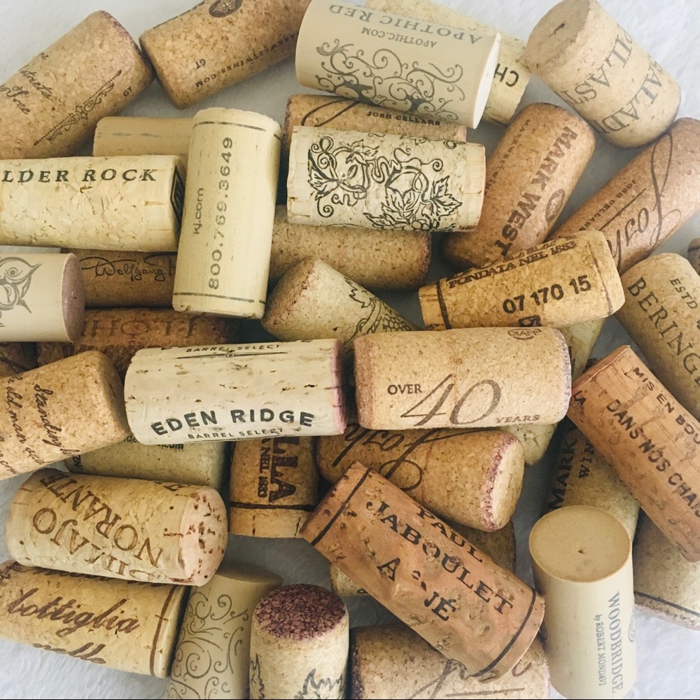 Box of Assorted Straight Wine Bottle Corks
